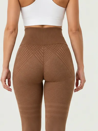 Legginsy modelujące Elevime w kolorze brązowym, tył: wysoki stan i teksturowana dzianina 3D
